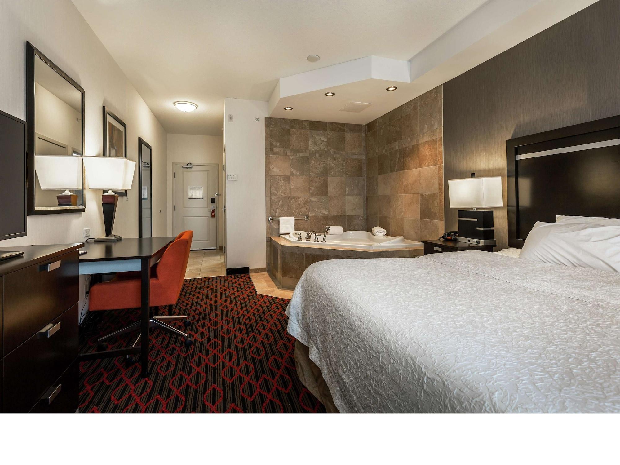 Hampton Inn & Suites By Hilton Lethbridge Ngoại thất bức ảnh