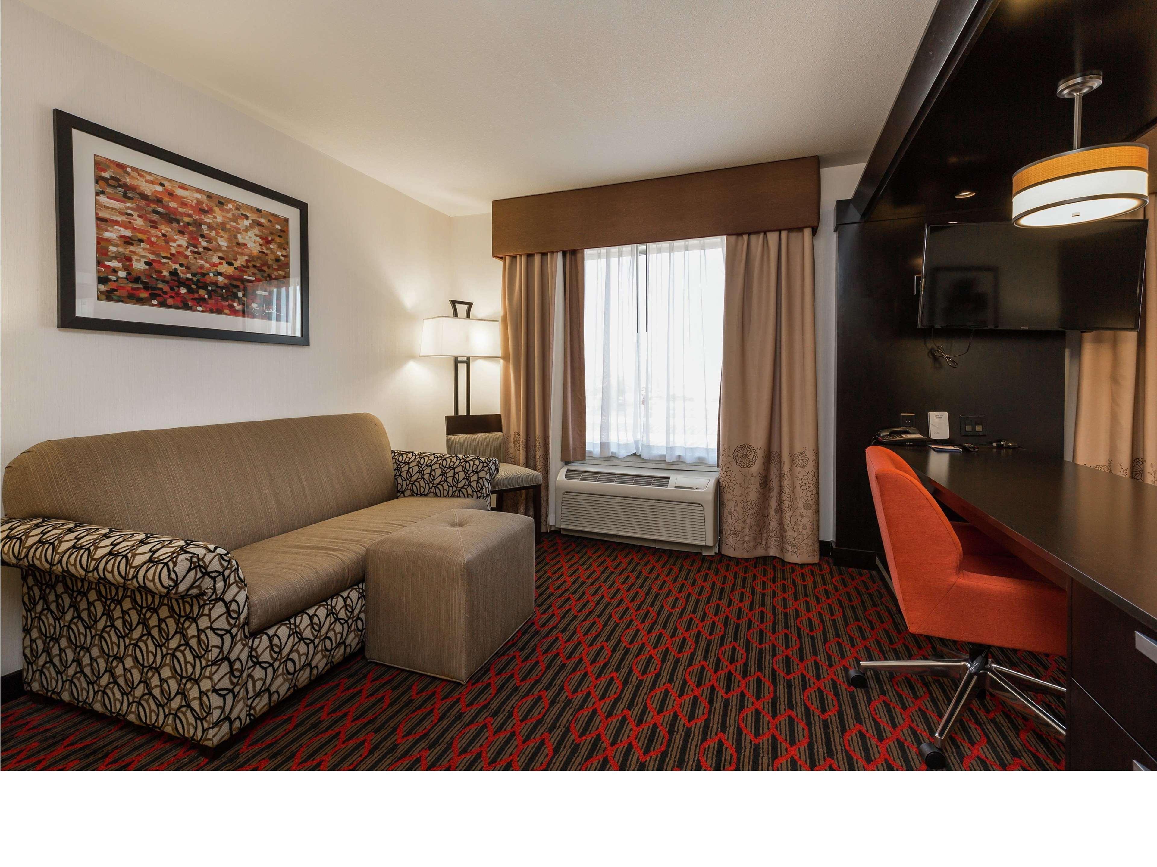 Hampton Inn & Suites By Hilton Lethbridge Ngoại thất bức ảnh
