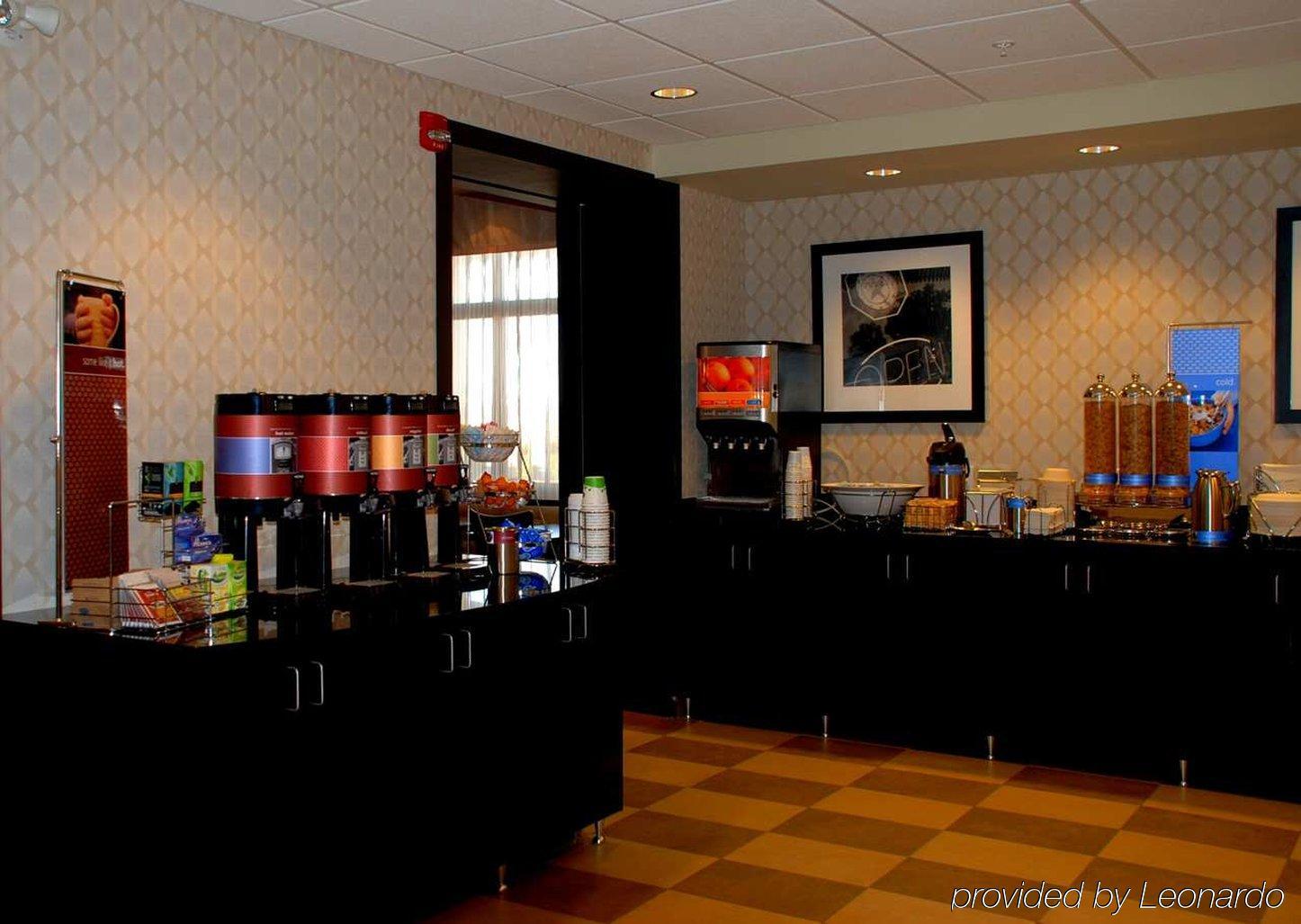Hampton Inn & Suites By Hilton Lethbridge Nhà hàng bức ảnh