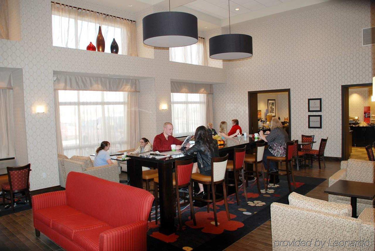 Hampton Inn & Suites By Hilton Lethbridge Nhà hàng bức ảnh