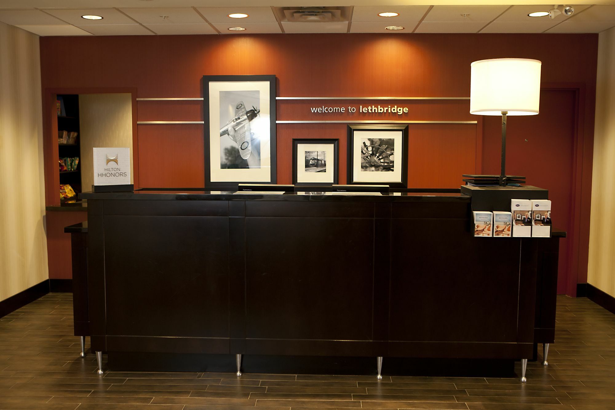 Hampton Inn & Suites By Hilton Lethbridge Ngoại thất bức ảnh